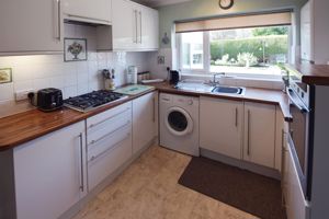 Kitchen- click for photo gallery